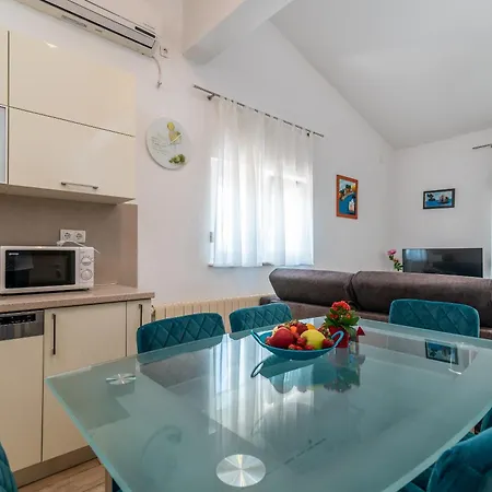 Apartments Brico - Heated Pool Trogir Exterior photo