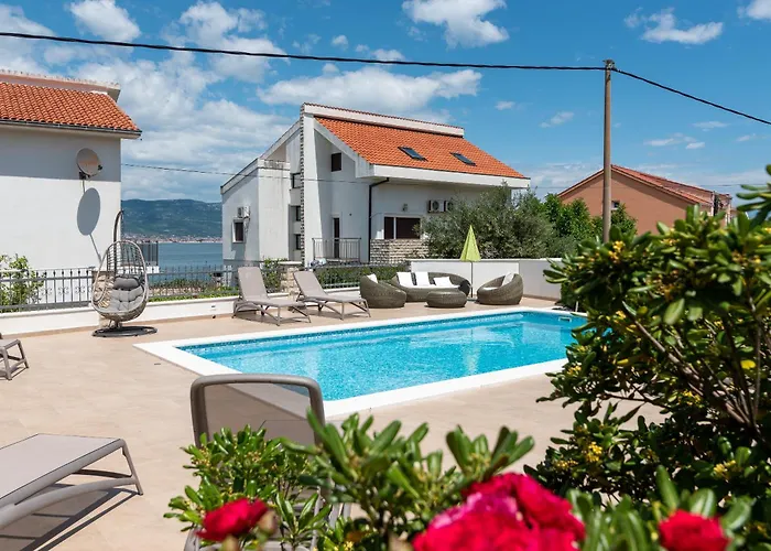 Apartments Brico - Heated Pool