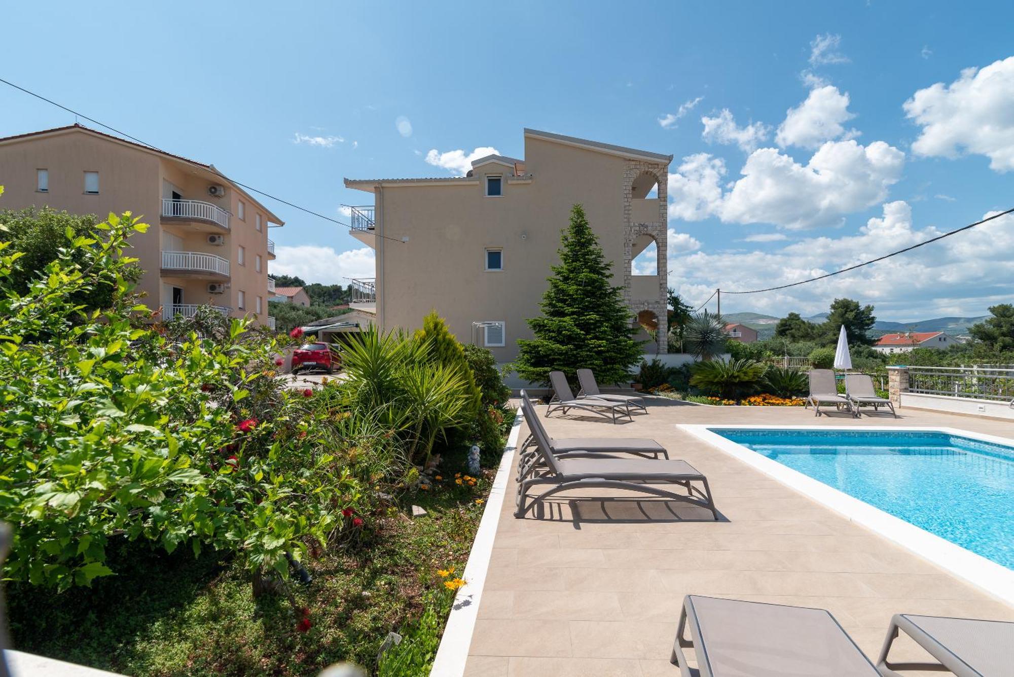 Apartment Brico Trogir
