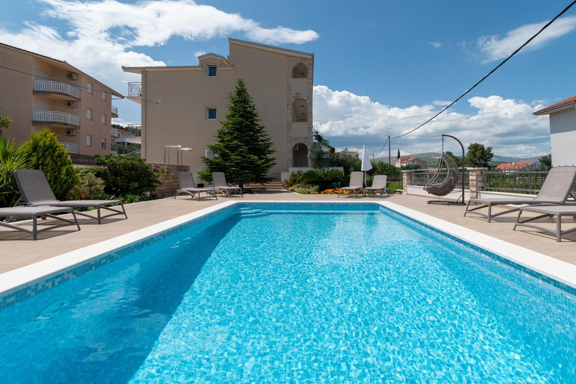 Brico - Heated Pool * Trogir
